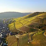 Bernkasteler Moselpanorama