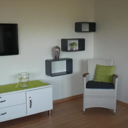 Bernkasteler Moselpanorama Apartment *