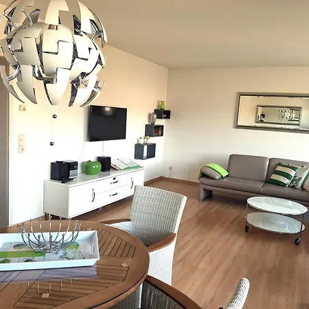 Bernkasteler Moselpanorama *