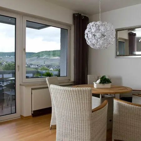 Bernkasteler Moselpanorama Apartment Bernkastel-Kues