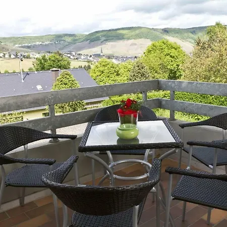 Bernkasteler Moselpanorama Apartment Bernkastel-Kues