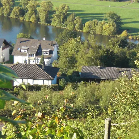 Bernkasteler Moselpanorama Bernkastel-Kues